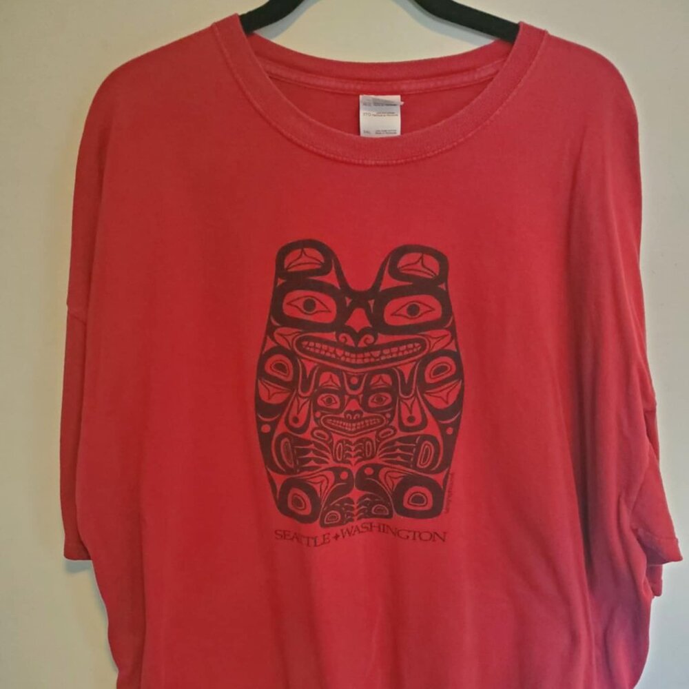 Native Art Seattle Washington USED Tee-Shirt